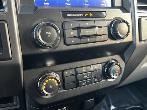 Used 2019 Ford F150 XLT image 19