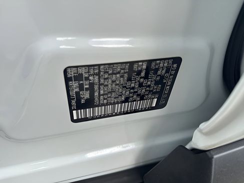 Used 2024 Nissan Rogue SV w/ SV Premium Package FWD image 36