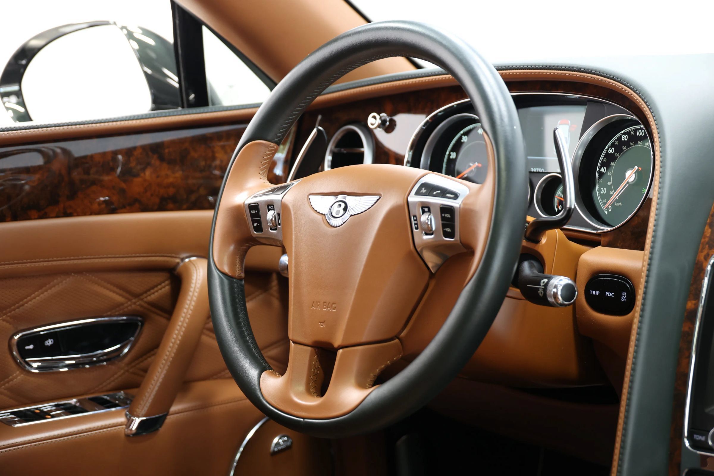 Used 2016 Bentley Flying Spur W12 AWD/4WD image 90