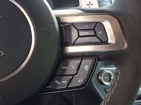 Used 2022 Ford Mustang Shelby GT500 w/ Technology Package RWD image 20