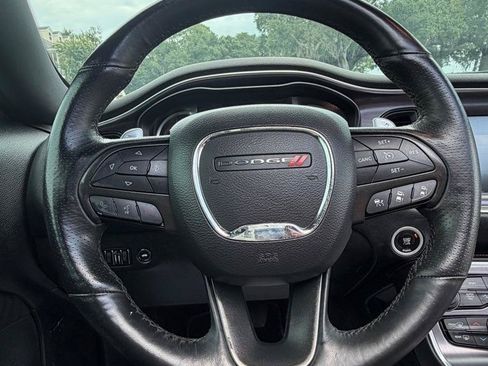 Used 2016 Dodge Challenger R/T Scat Pack RWD image 18
