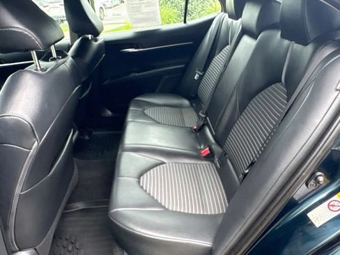 Used 2018 Toyota Camry SE FWD image 24