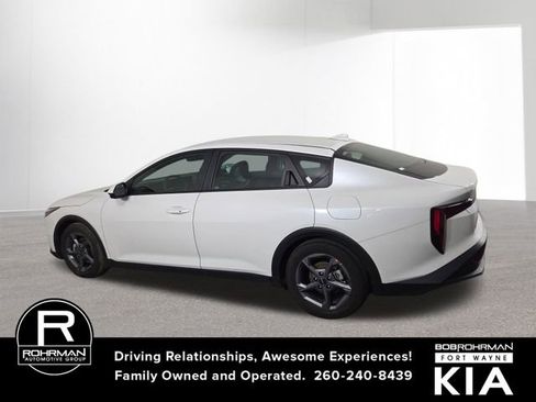 Certified 2025 Kia K4 LXS image 11