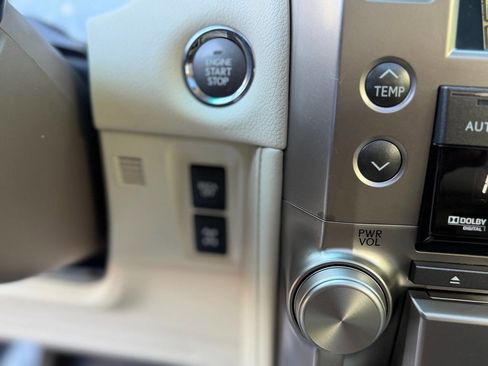 Used 2011 Lexus GX 460 Premium AWD/4WD image 75