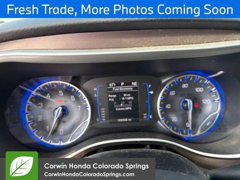 Used 2017 Chrysler Pacifica Touring FWD image 10