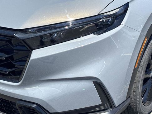 Used 2026 Honda CR-V Sport image 9