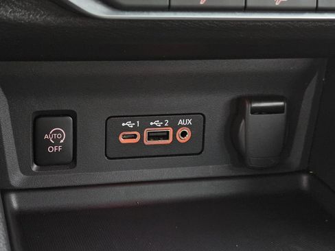 Used 2025 Nissan Sentra SV image 23