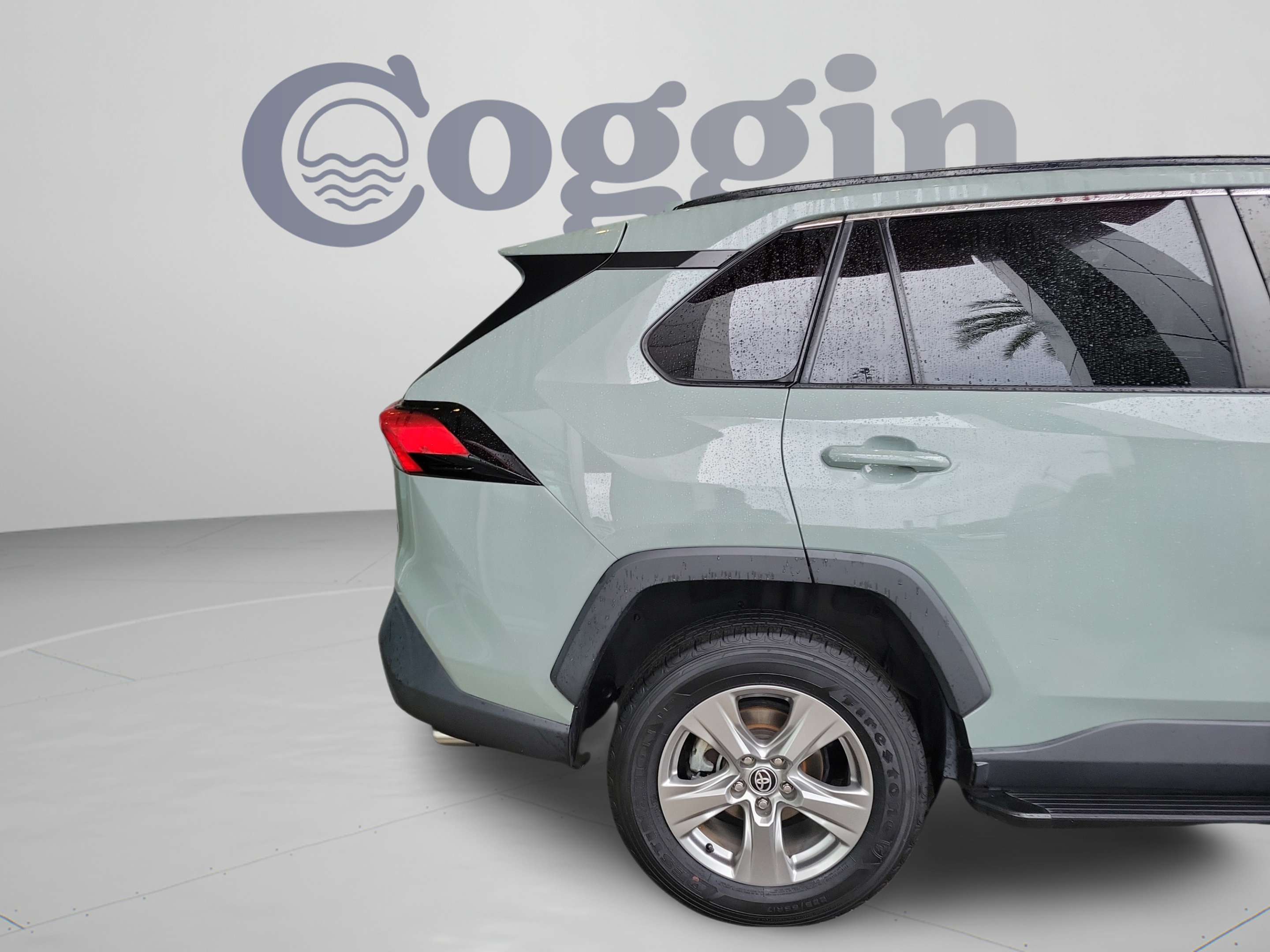 Used 2022 Toyota RAV4 XLE FWD image 33