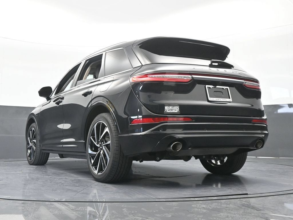 Used 2024 Lincoln Corsair Grand Touring AWD/4WD image 57