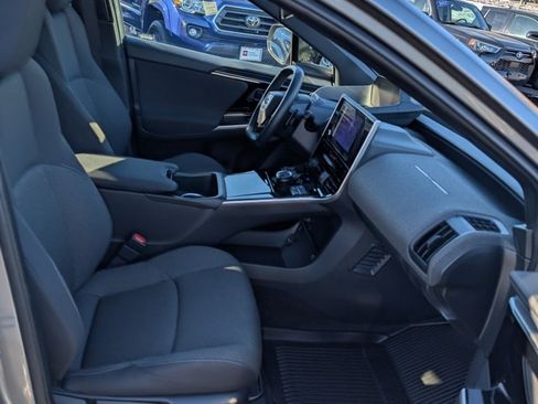 Used 2024 Subaru Solterra Premium image 21