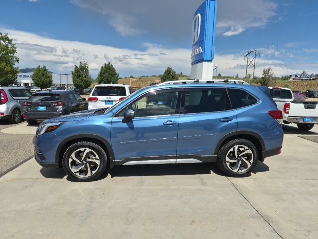 Used 2023 Subaru Forester Touring AWD/4WD image 1