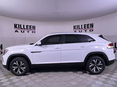 New 2026 Volkswagen Atlas Cross Sport SE FWD image 4