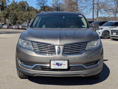 Used 2017 Lincoln MKX Reserve w/ Lincoln MKX Climate Package image 8