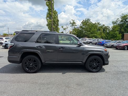 Used 2020 Toyota 4Runner Limited image 2