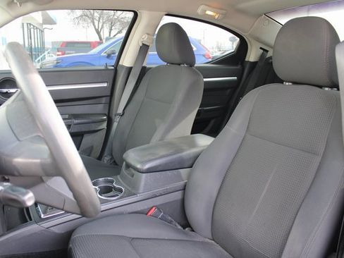 Used 2010 Dodge Charger SXT image 11