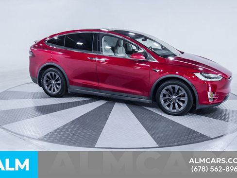 Used 2018 Tesla Model X 75D AWD/4WD image 13