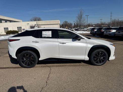 New 2026 Lexus RZ 350e 2WD image 8