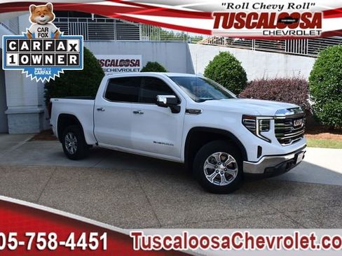 Used 2024 GMC Sierra 1500 SLT AWD/4WD image 1