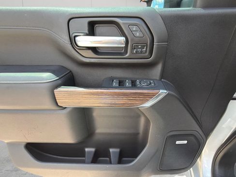 Used 2022 Chevrolet Silverado 2500 High Country w/ LPO, Dark Essentials Package AWD/4WD image 25