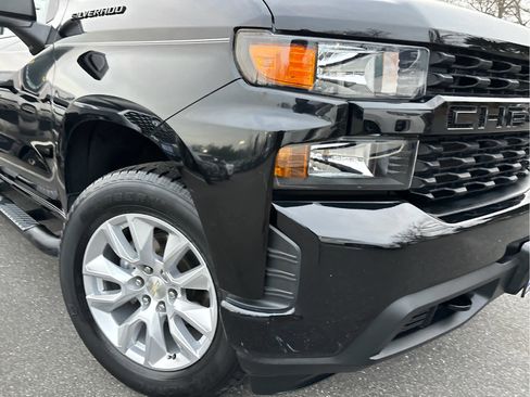Certified 2022 Chevrolet Silverado 1500 Custom w/ LPO, Dark Essentials Package image 20