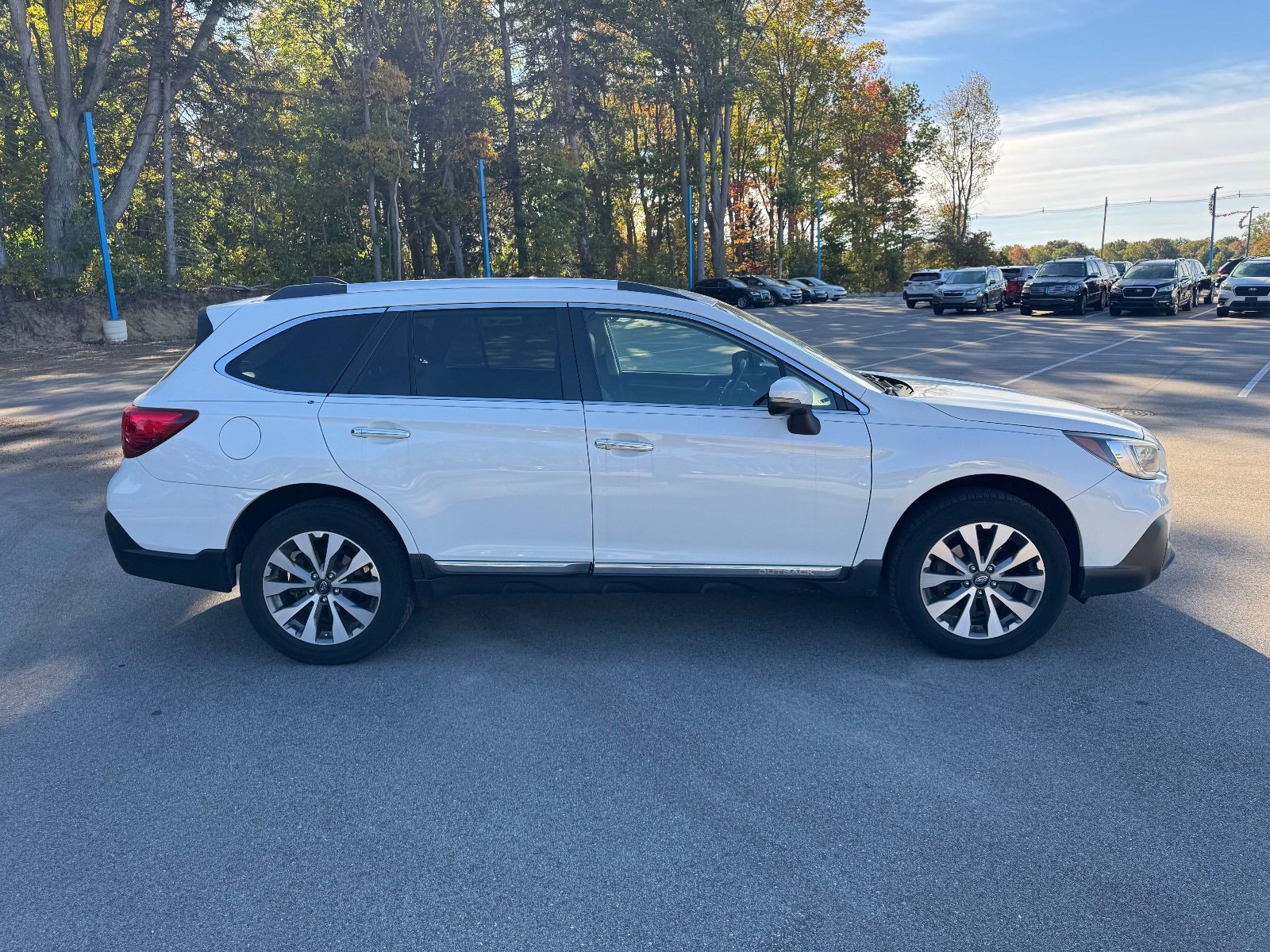 Used 2019 Subaru Outback 2.5i Touring AWD/4WD image 8