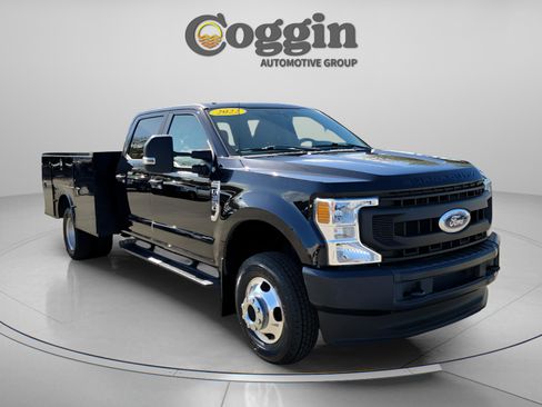 Used 2022 Ford F350 XL w/ Power Equipment Group image 5