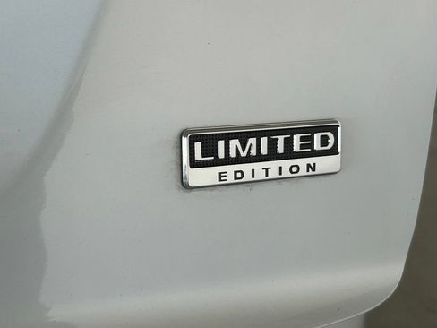 Used 2023 Mitsubishi Eclipse Cross LE AWD/4WD image 39