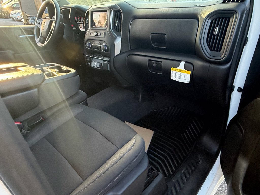 Used 2025 Chevrolet Silverado 2500 Custom w/ Custom Convenience Package RWD image 17