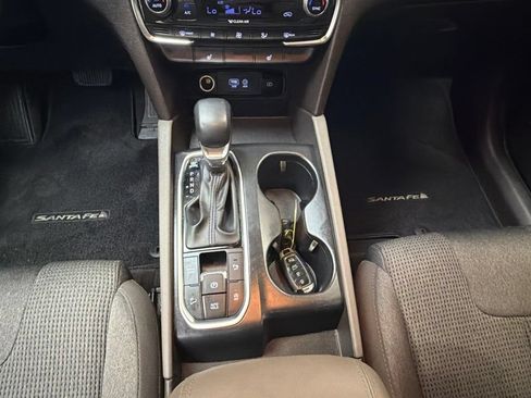 Used 2019 Hyundai Santa Fe SEL AWD/4WD image 22