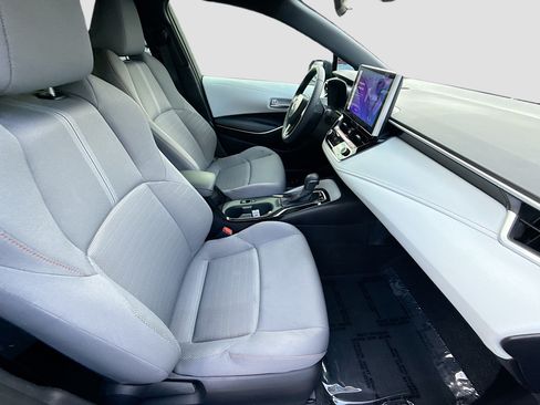 Used 2025 Toyota Corolla FX w/ Convenience Package FWD image 28