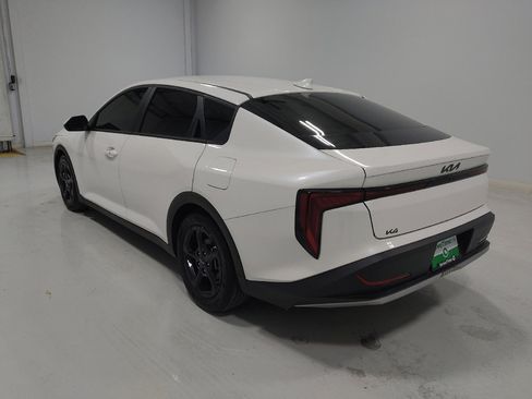 Used 2025 Kia K4 LXS image 5