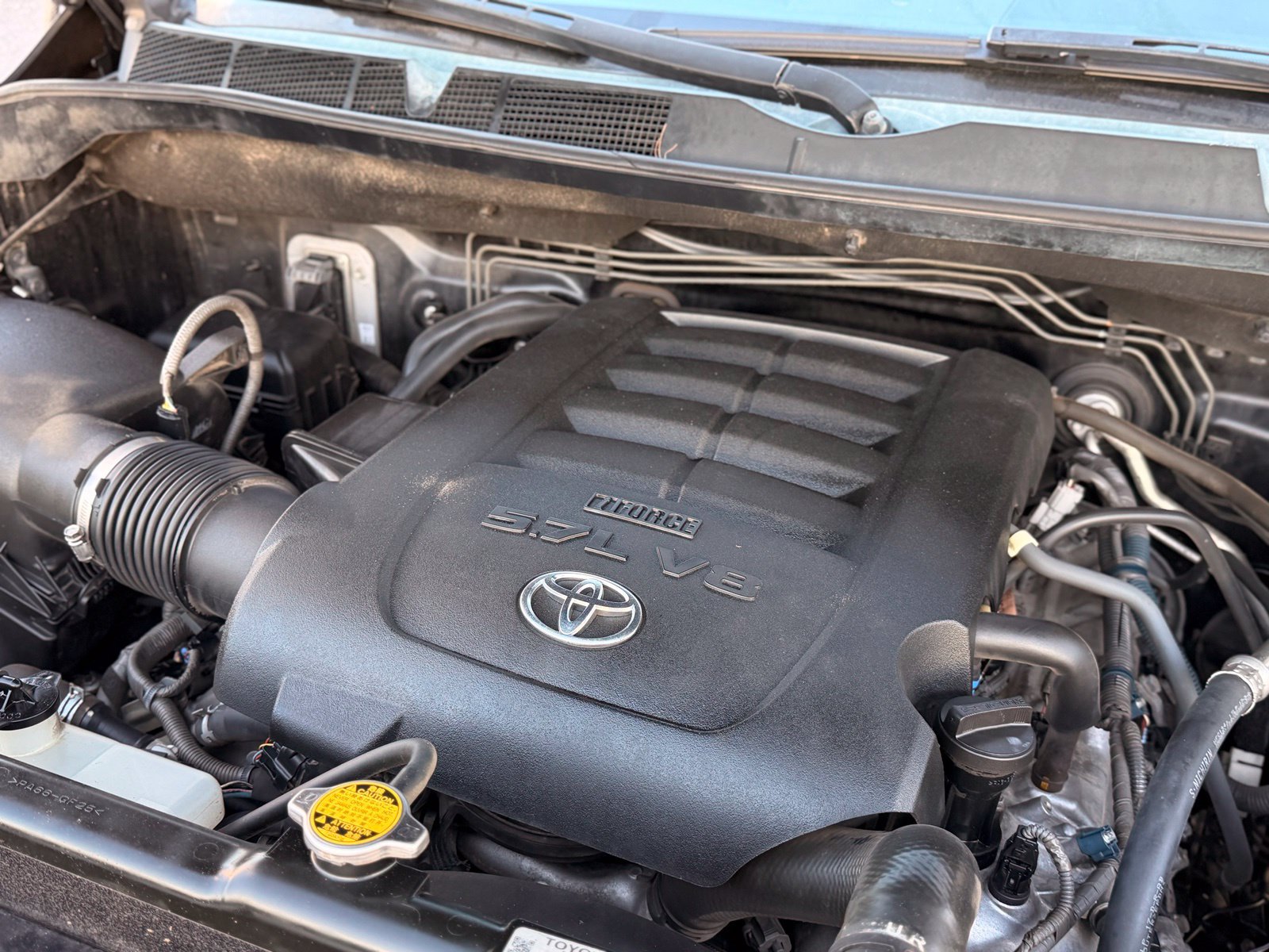 Used 2014 Toyota Tundra Limited w/ Limited Premium Package AWD/4WD image 46