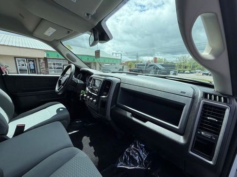 Used 2019 RAM 1500 Tradesman w/ Popular Equipment Group AWD/4WD image 11