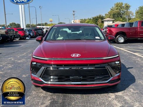 Used 2024 Hyundai Sonata SEL image 2