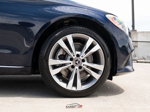 Used 2020 Mercedes-Benz C 300 4MATIC Sedan w/ Premium Package image 9