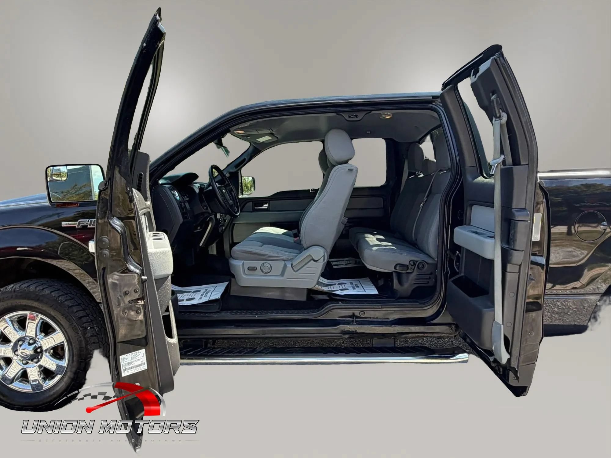 Used 2014 Ford F150 XLT w/ Equipment Group 302A Luxury AWD/4WD image 26