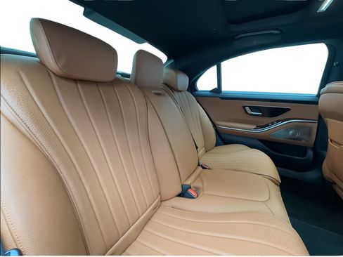 Used 2022 Mercedes-Benz S 500 4MATIC image 27