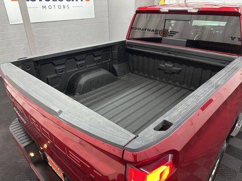 Used 2022 Chevrolet Silverado 1500 RST AWD/4WD image 11