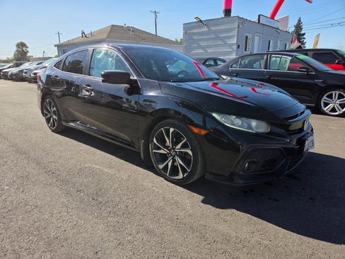 Used 2018 Honda Civic Si image 5