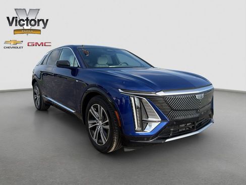 Used 2024 Cadillac Lyriq Luxury AWD/4WD image 8