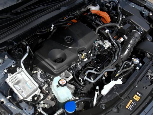Used 2025 MAZDA CX-50 AWD 2.5 Hybrid w/ Premium Pkg image 49