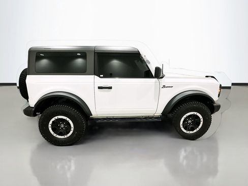 Used 2024 Ford Bronco Black Diamond w/ Sasquatch Package image 8