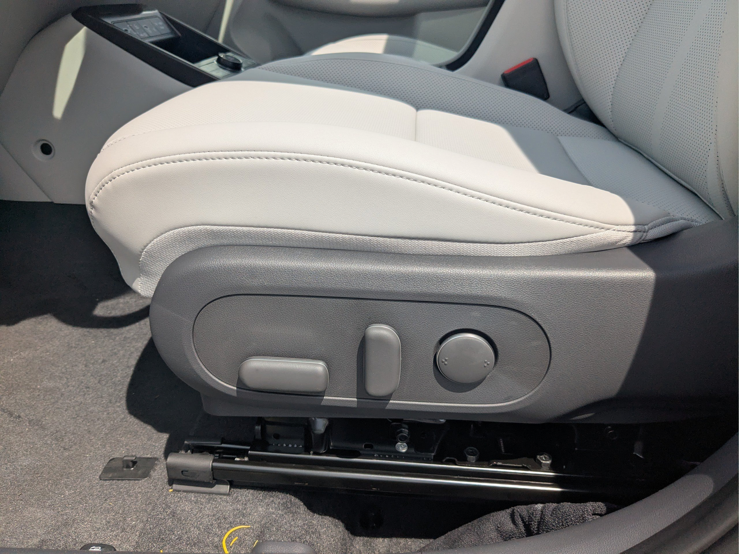 New 2027 Hyundai Kona Limited FWD image 26