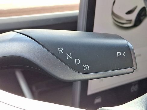 Used 2018 Tesla Model 3 Long Range image 18