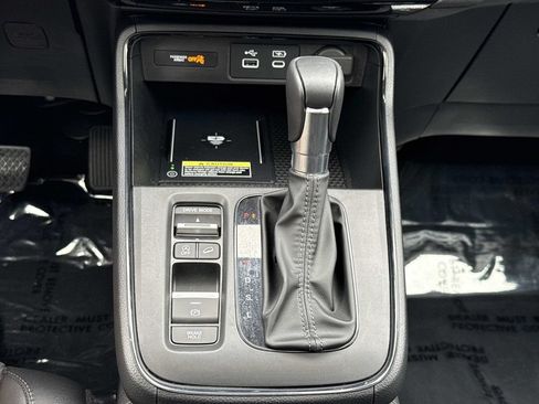 Used 2025 Honda CR-V EX-L image 8