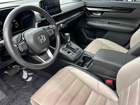 Used 2024 Honda CR-V Sport Touring image 12