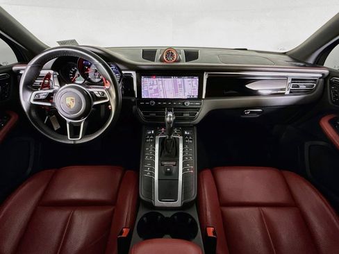 Used 2020 Porsche Macan AWD/4WD image 11