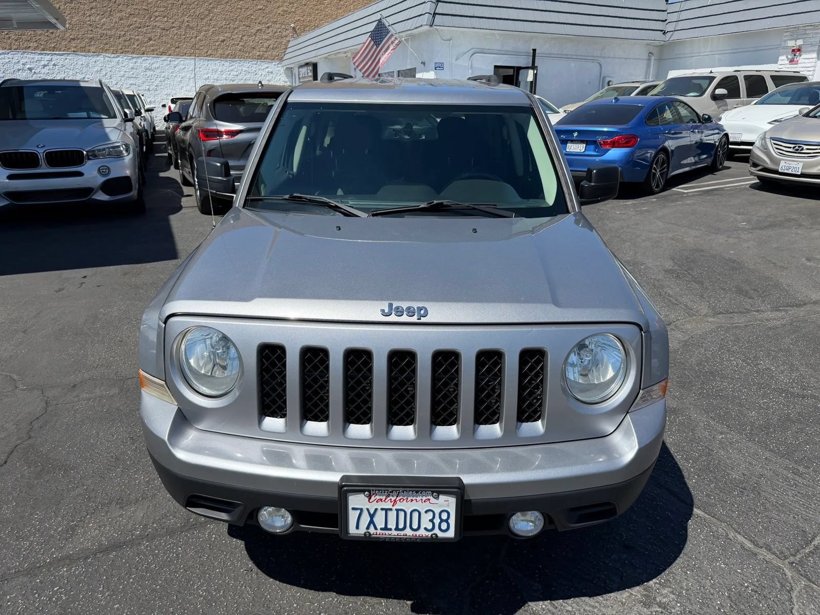 Used 2016 Jeep Patriot Latitude FWD image 5