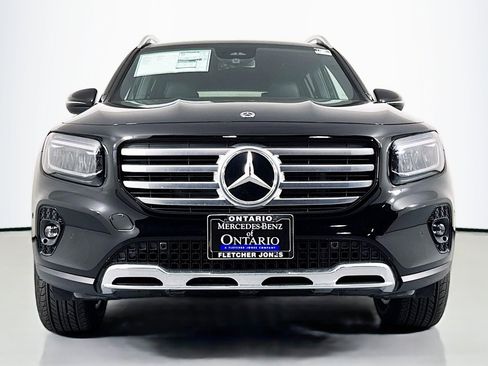 New 2025 Mercedes-Benz GLB 250 image 2