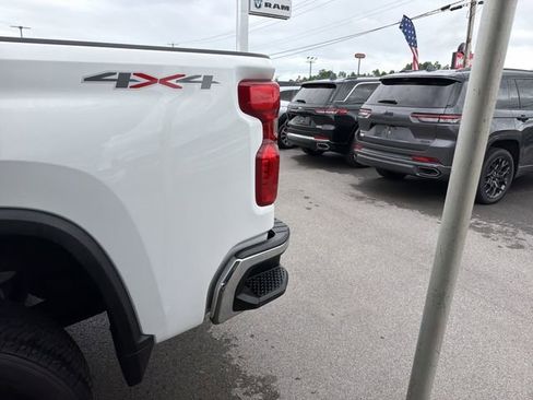 Used 2023 Chevrolet Silverado 2500 LT w/ All Star Edition AWD/4WD image 6